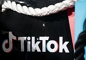 Госслужащим снова разрешили сидеть в TikTok