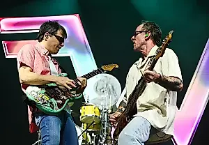 Weezer rueda una película: detalles y rumores