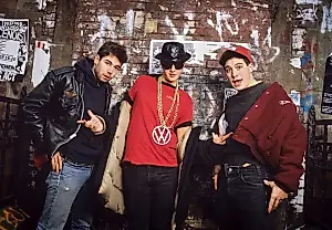 UMG и Beastie Boys подали в суд на Chili’s: Теперь они на одной волне!