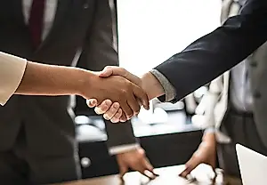 ИИ пришёл на работу — и всех напугал