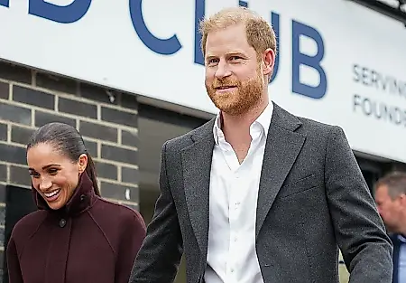 Harry y Meghan vuelven a ponerse en el papel de miembros de la realeza, pero, según se ha sabido, el acuerdo no lo decidieron ellos