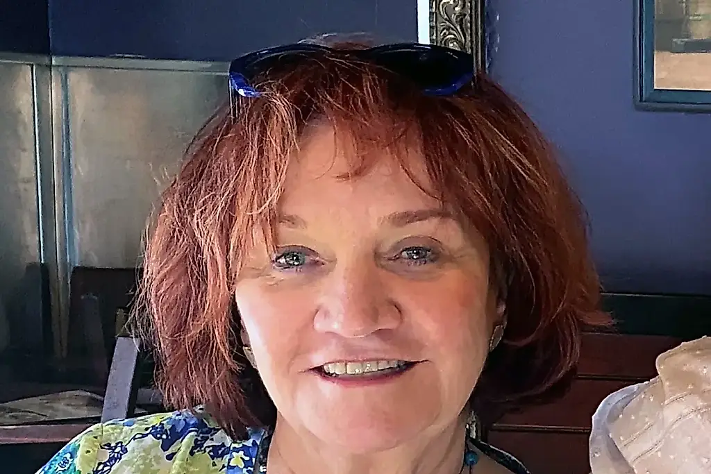 Kathy Gurley: una vida al ritmo de la música y la lucha por hacer el bien