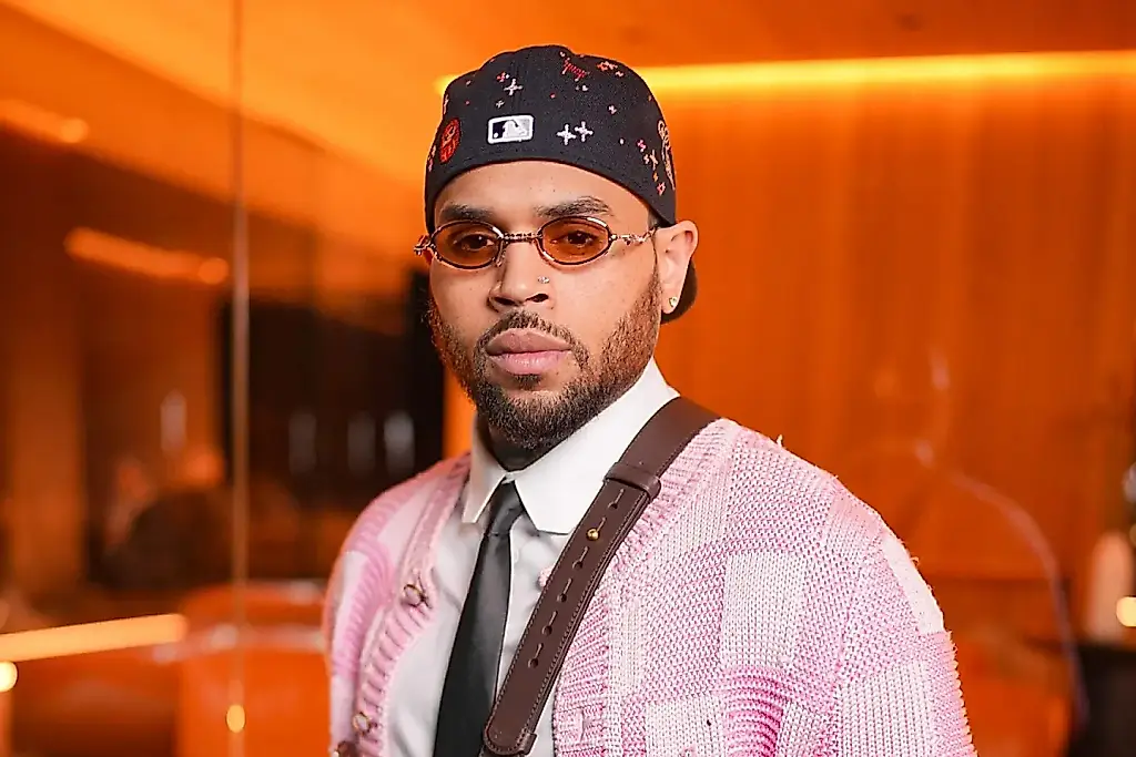 Composiciones sin autor: demanda contra Chris Brown