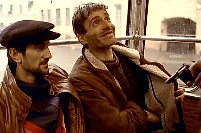 Muere un actor de «Brat»