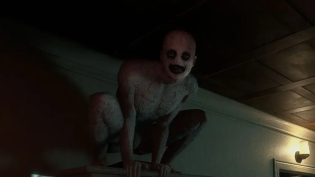 Фильм по The Mortuary Assistant получил поддержку