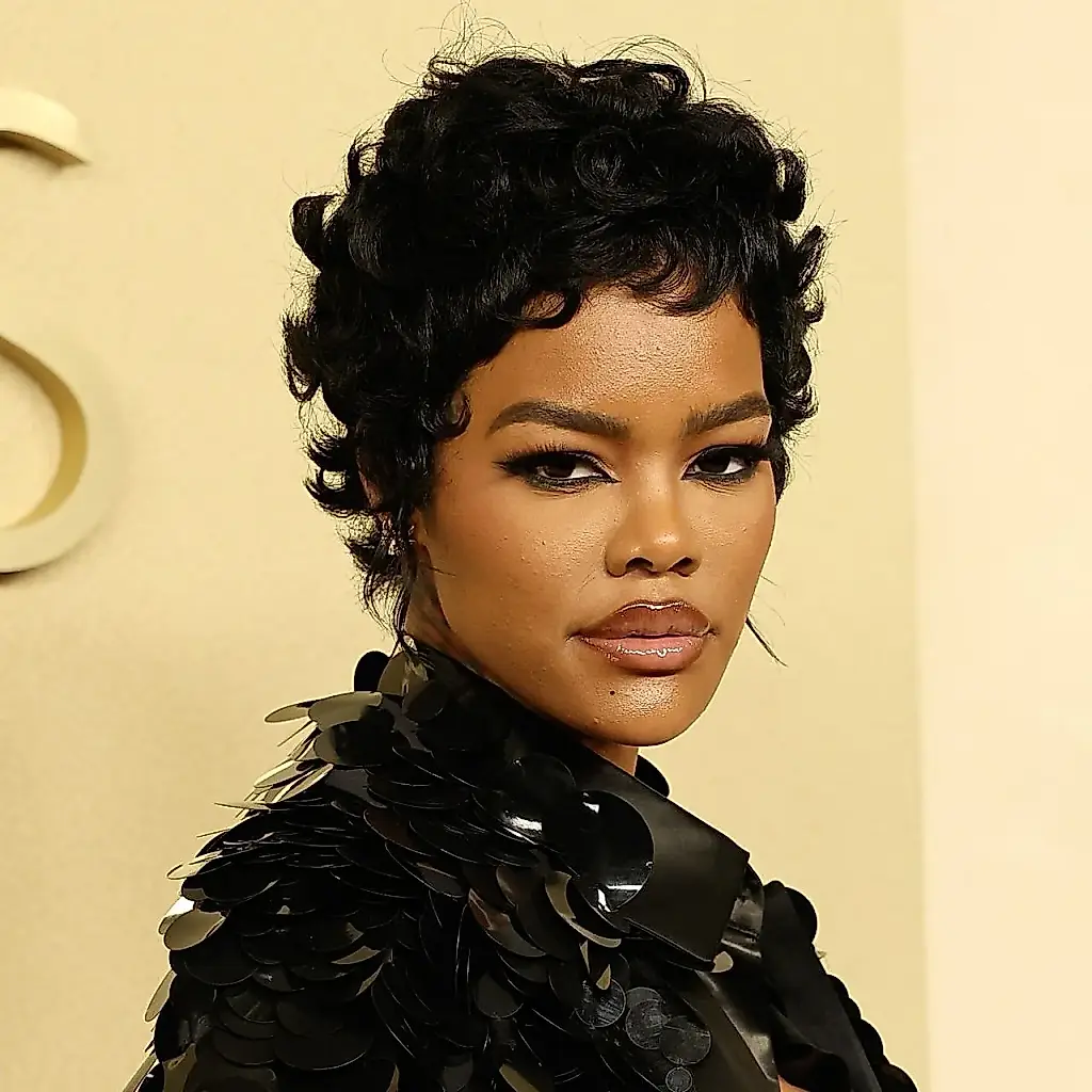 Блеск, который ослепляет: причёска Teyana Taylor