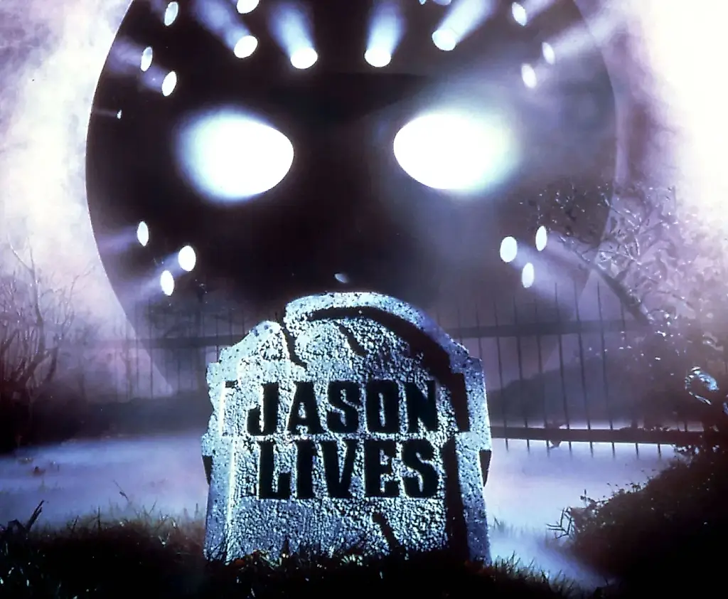 Jason vuelve a la vida