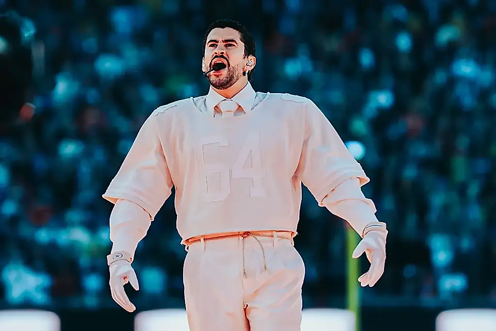 Bad Bunny conquista las listas: sus 14 minutos en el descanso de la Super Bowl arrasan en Billboard