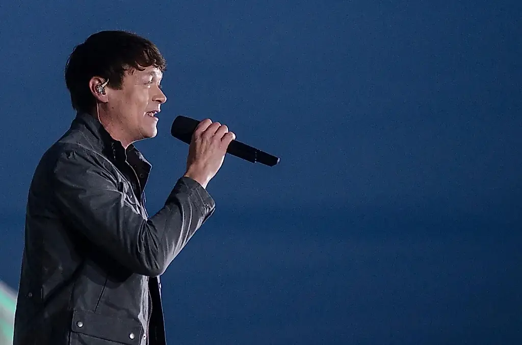 La muerte como herramienta de marketing: la partida del cantante de 3 Doors Down arrasa en las listas