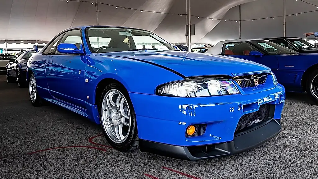 El raro Skyline R33 LM