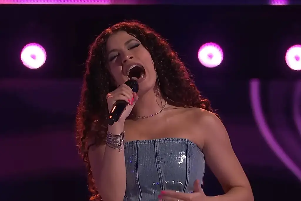 La joven cantante vuelve a la carga