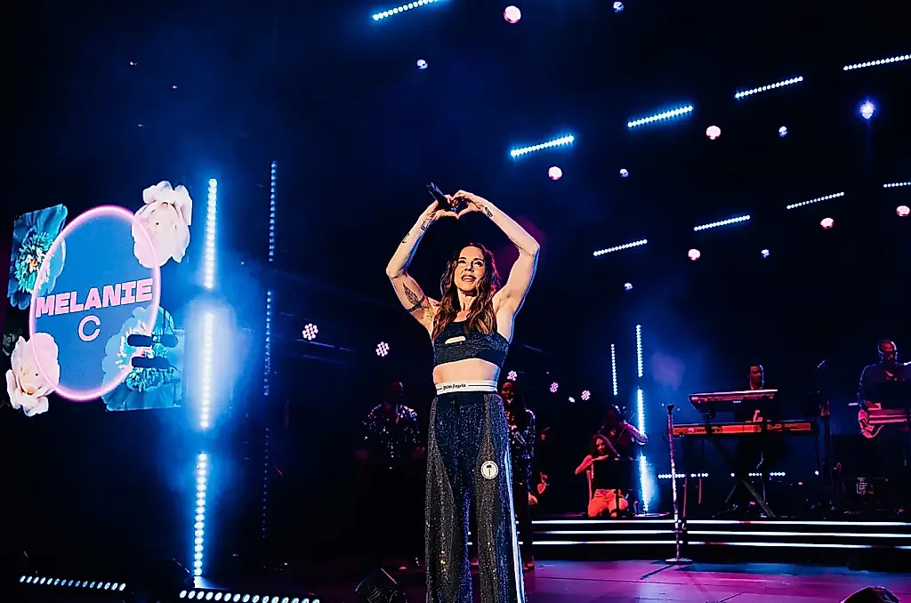 Melanie C interpretó los éxitos de las Spice Girls en Nochevieja en Sídney