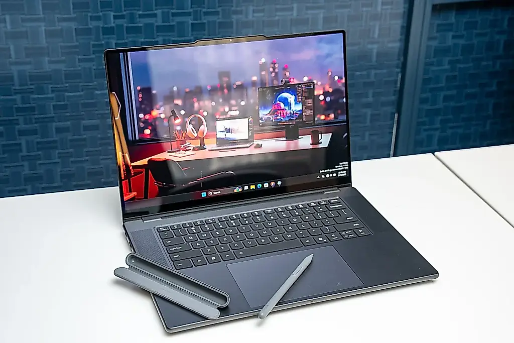 Portátil Lenovo Yoga Pro 9i: más brillante que el sol y con lápiz óptico