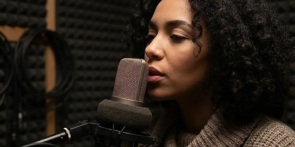 ¿Puede el ASMR vencer la ansiedad? Mitos y hechos