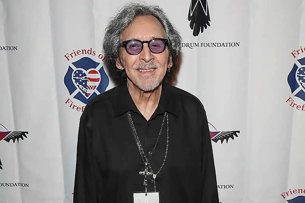Peter Criss responde a las insinuaciones de Gene Simmons sobre la canción «Beth»