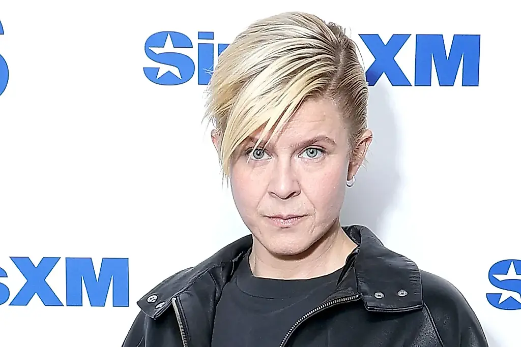 Robyn habla de Musk y Bezos: una nueva oleada de sarcasmo de la estrella del pop