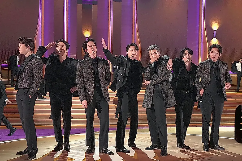 BTS regresa con el álbum Arirang