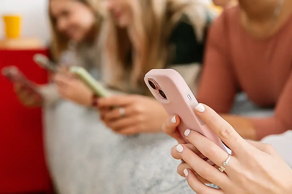 Google revisa los controles parentales para adolescentes
