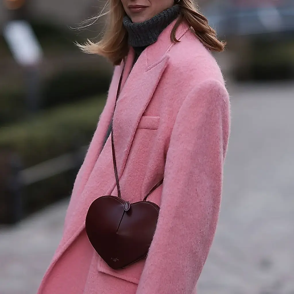 9 looks de invierno sencillos para una cita que siempre funcionan