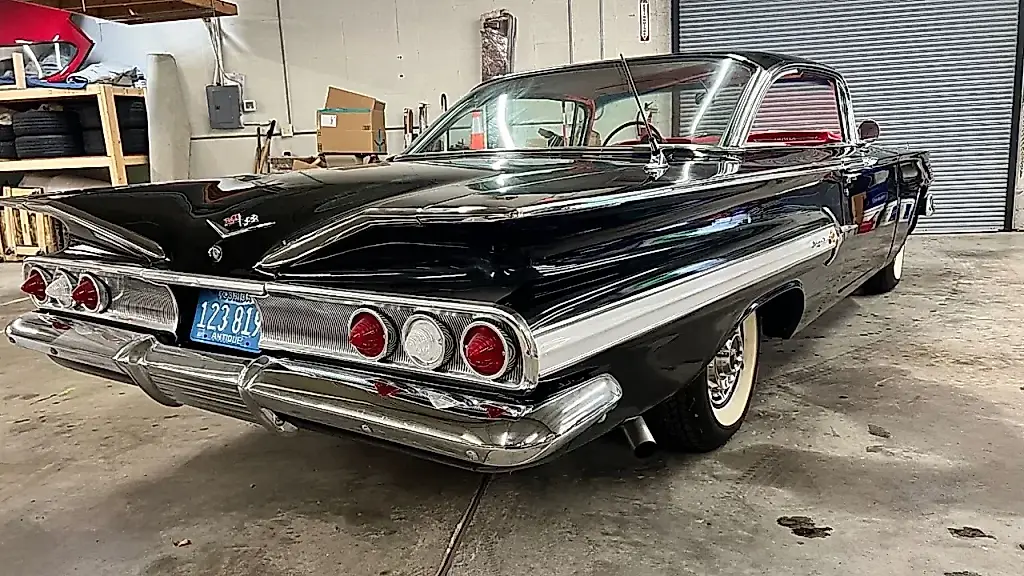 Chevrolet Impala 1960: купе, которому время только на пользу