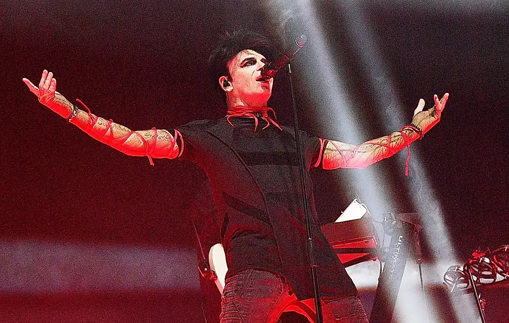Gary Numan está casi sordo