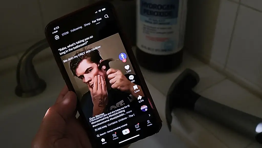 ¿Quién inventó el looksmaxxing?