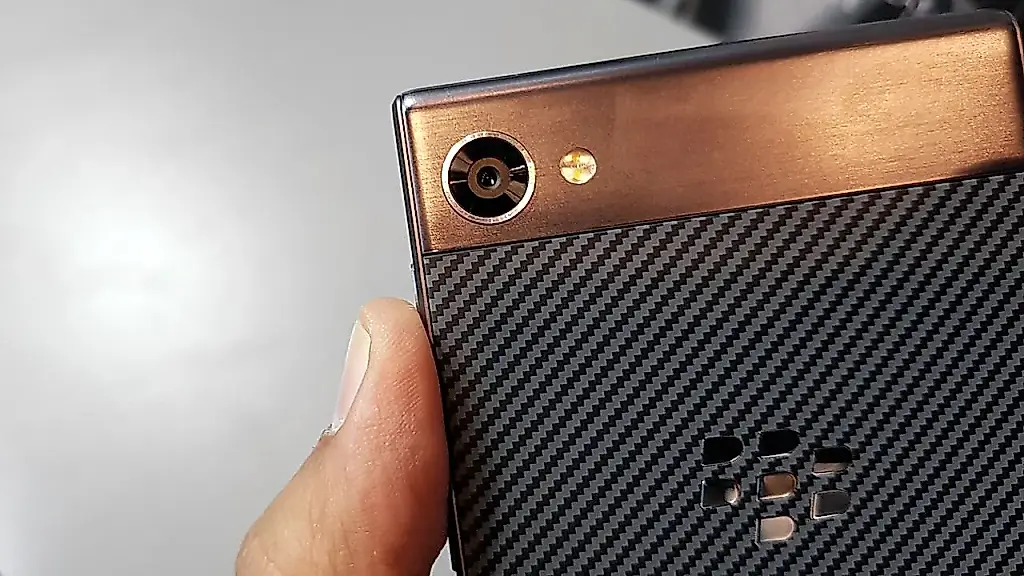 BlackBerry vuelve al juego