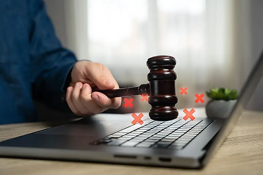 Las élites aparecen en la dark web