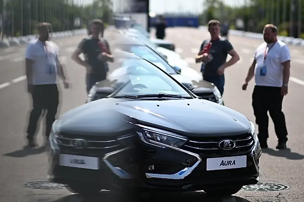 АвтоВАЗ готовит проекционный дисплей для Lada