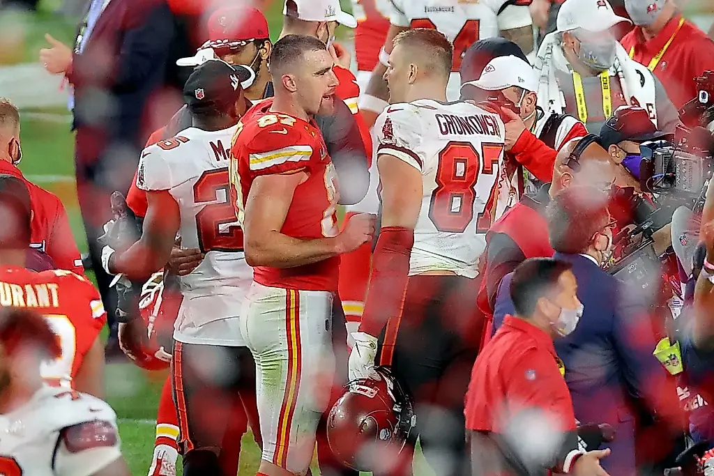 Gronk y la boda de sus sueños