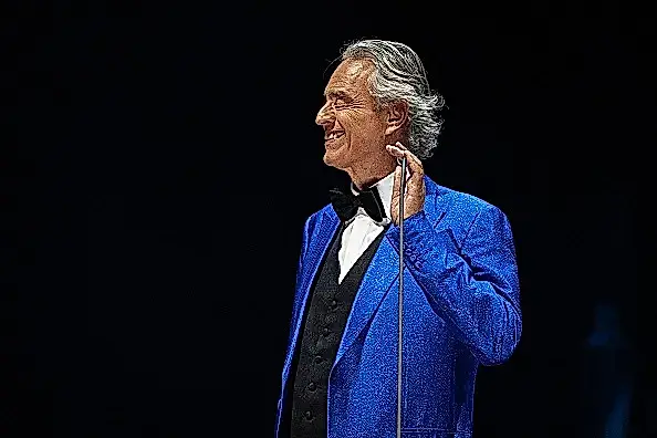Bocelli se lanza a la cumbia