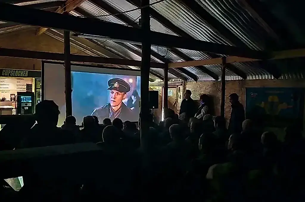 Lenfilm se va al campo de maniobras