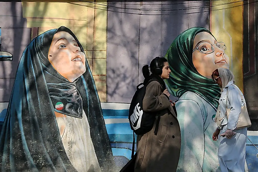 Trump, Irán y las mujeres «salvadas»