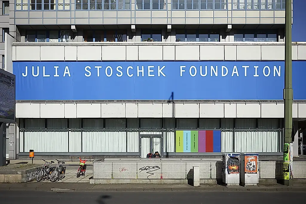 Cierra la sede de Stoschek