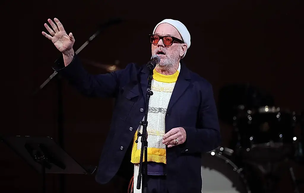 Michael Stipe y la canción fantasma