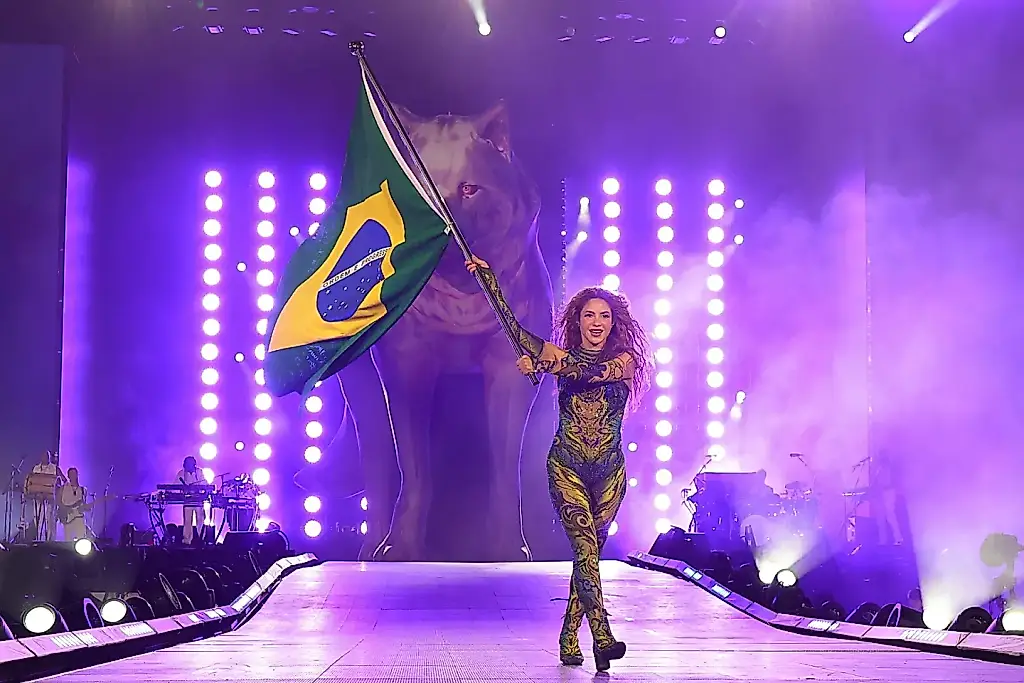 Шакира собрала два миллиона на Copacabana