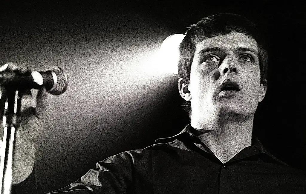Exposición en memoria de Ian Curtis: archivos inéditos en Nueva York