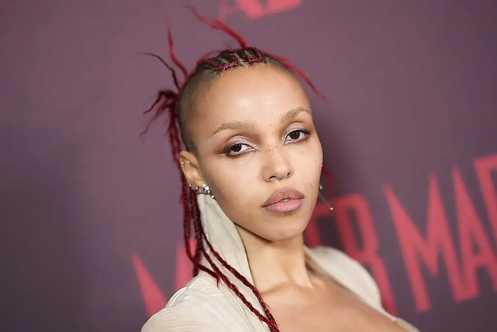 FKA Twigs, acusada de intentar «borrar del mapa» al grupo indie The Twigs