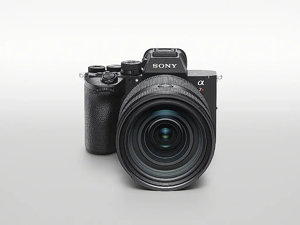 Sony presenta la A7R VI con un nuevo sensor de 66,8 MP y un precio de 4.500 dólares