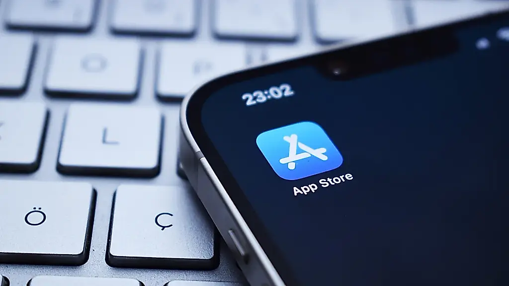 Apple может пустить в App Store ИИ-агентов