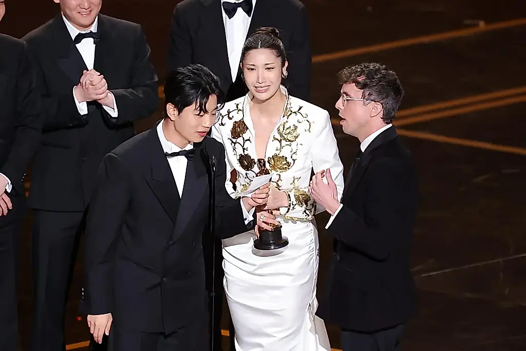 Los Oscar y las cazadoras coreanas