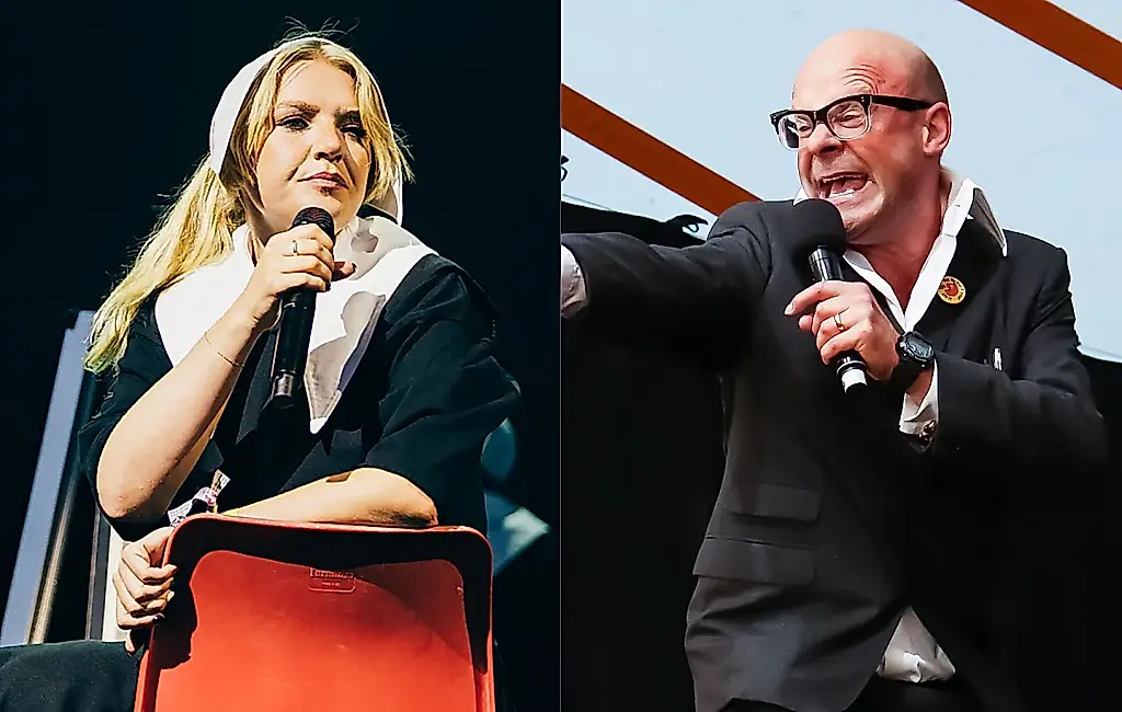 Harry Hill canta sobre muebles