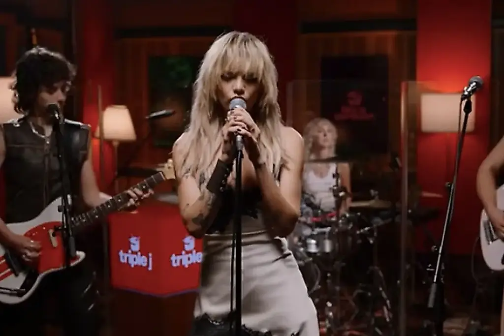 Una reinterpretación grunge de Stevie Nicks