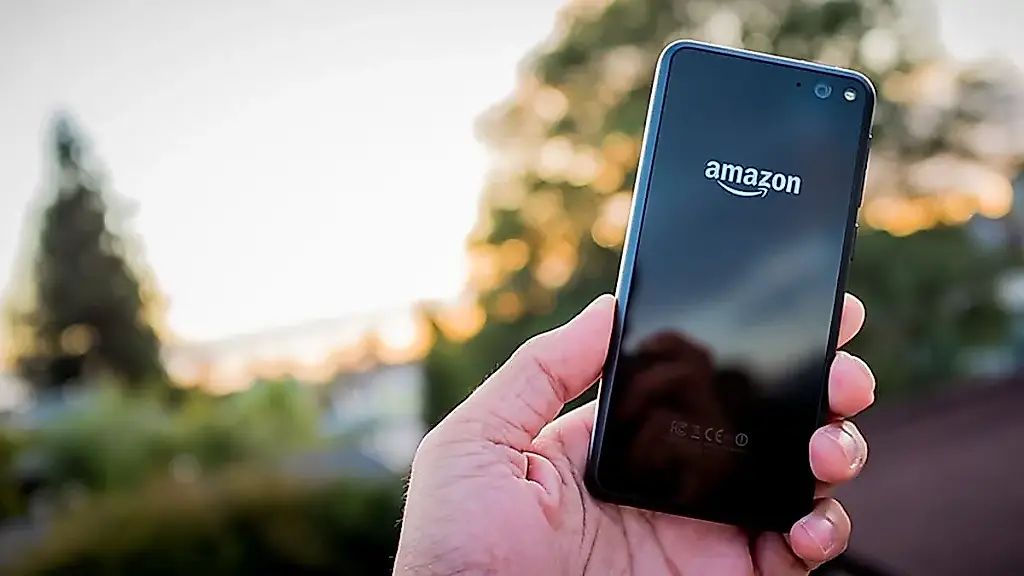 Amazon vuelve a meter baza en los móviles