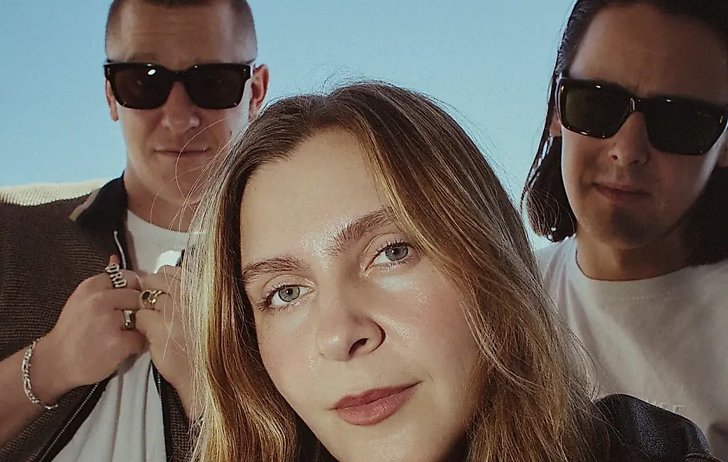 Jungle выпускают альбом Sunshine