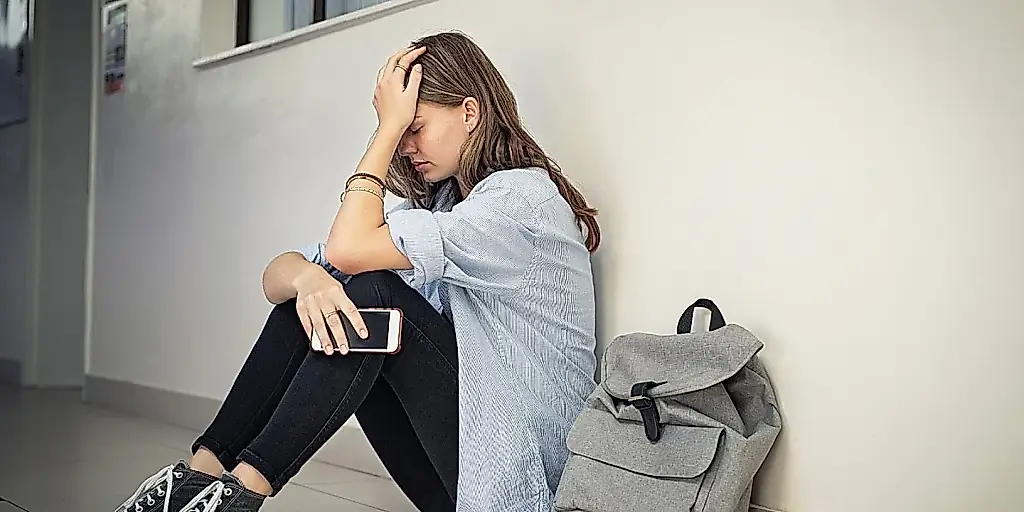 La brecha en la salud mental adolescente