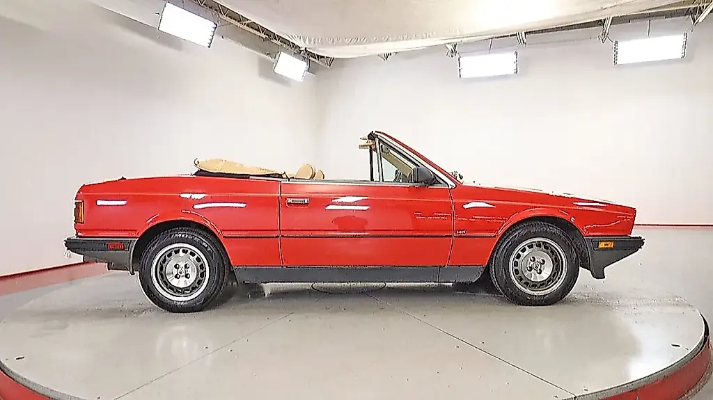 El arriesgado encanto del Maserati Biturbo