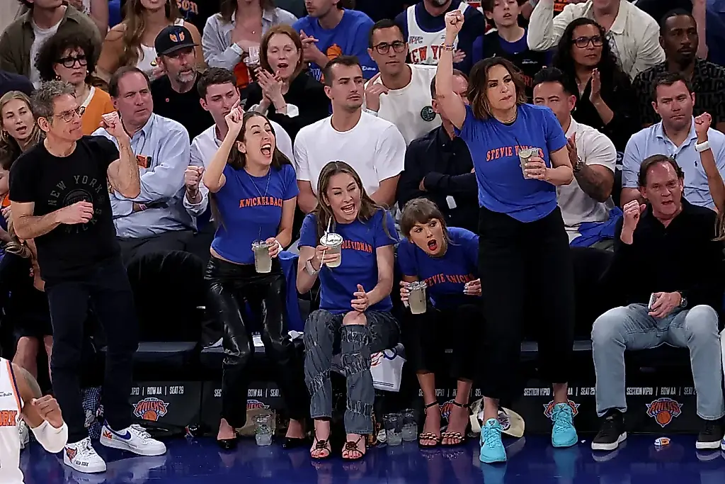 «Knickole Kidman»: cómo no jugar al baloncesto y convertirse en la estrella de la grada