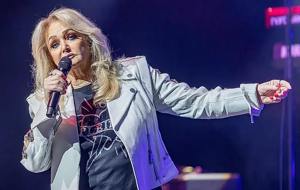 Bonnie Tyler sale del coma, pero sigue gravemente enferma