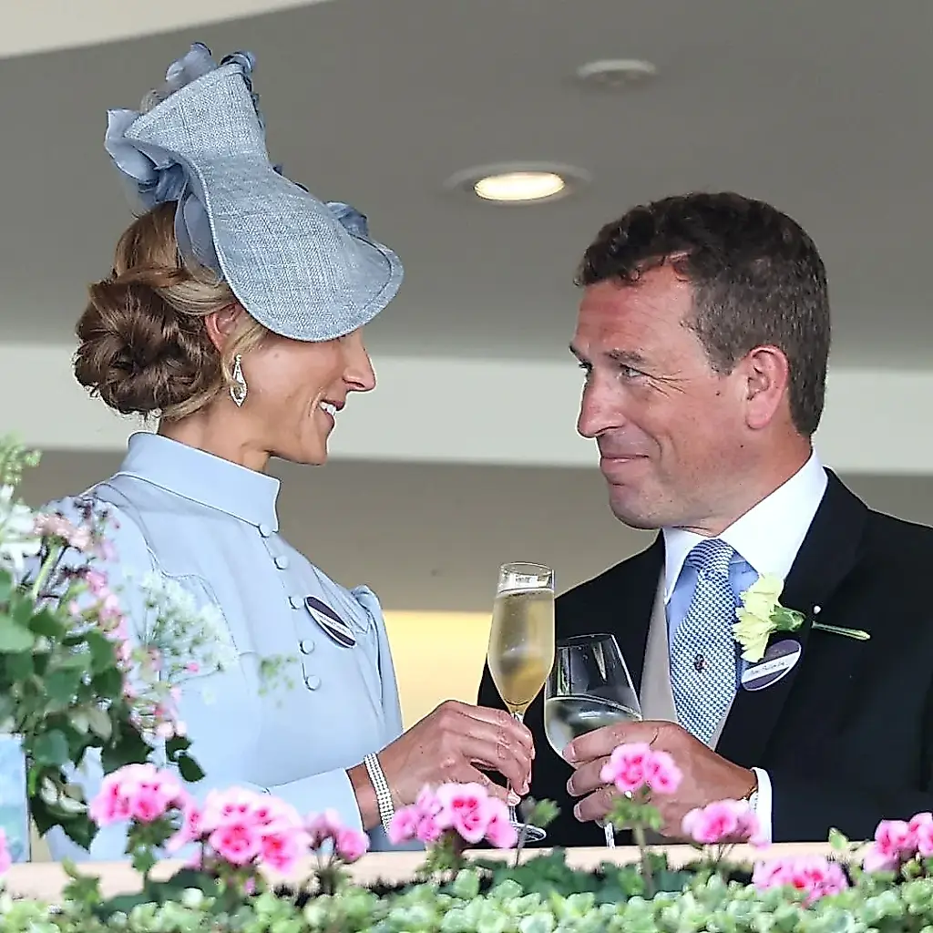 Гарриет Сперлинг выбирает ледяной голубой: дебют на Royal Ascot в стиле Кейт Миддлтон